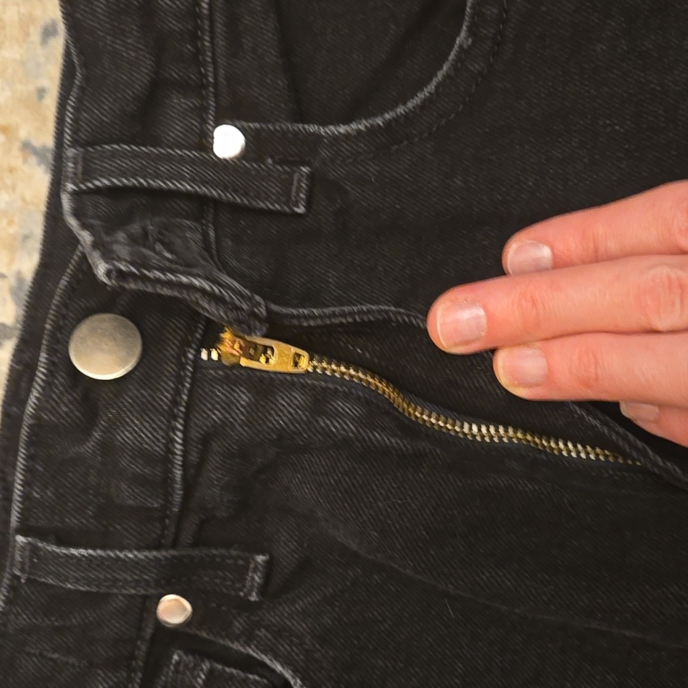 Express Black Jeans size 0 petite - Picture 3 of 6
